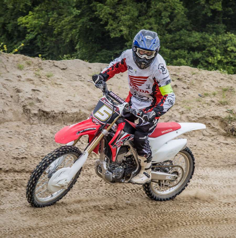 Enduro Ausrüstung gebraucht – Bild 2 – Enduro Ausrüstung gebraucht kaufen